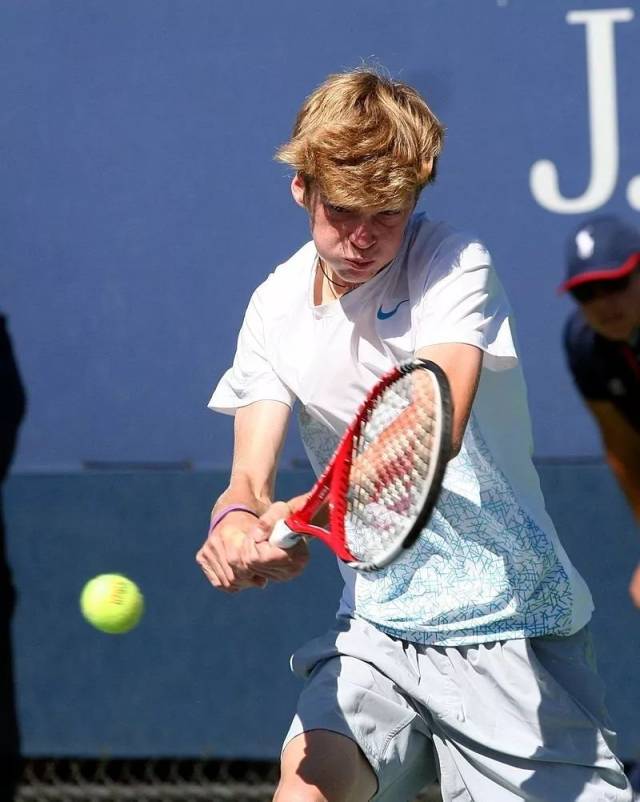 前场组合的 前场组合的