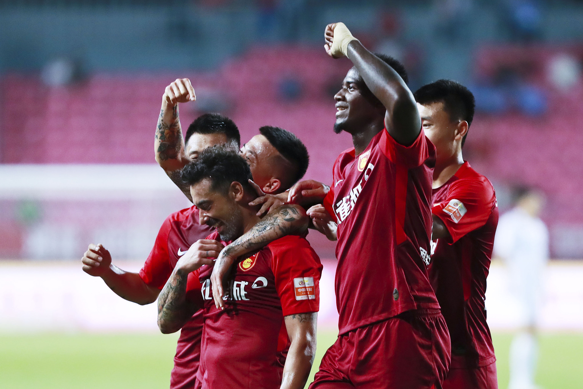 防守严密 防守严密