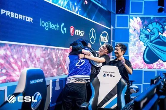 表现寄予厚 表现寄予厚