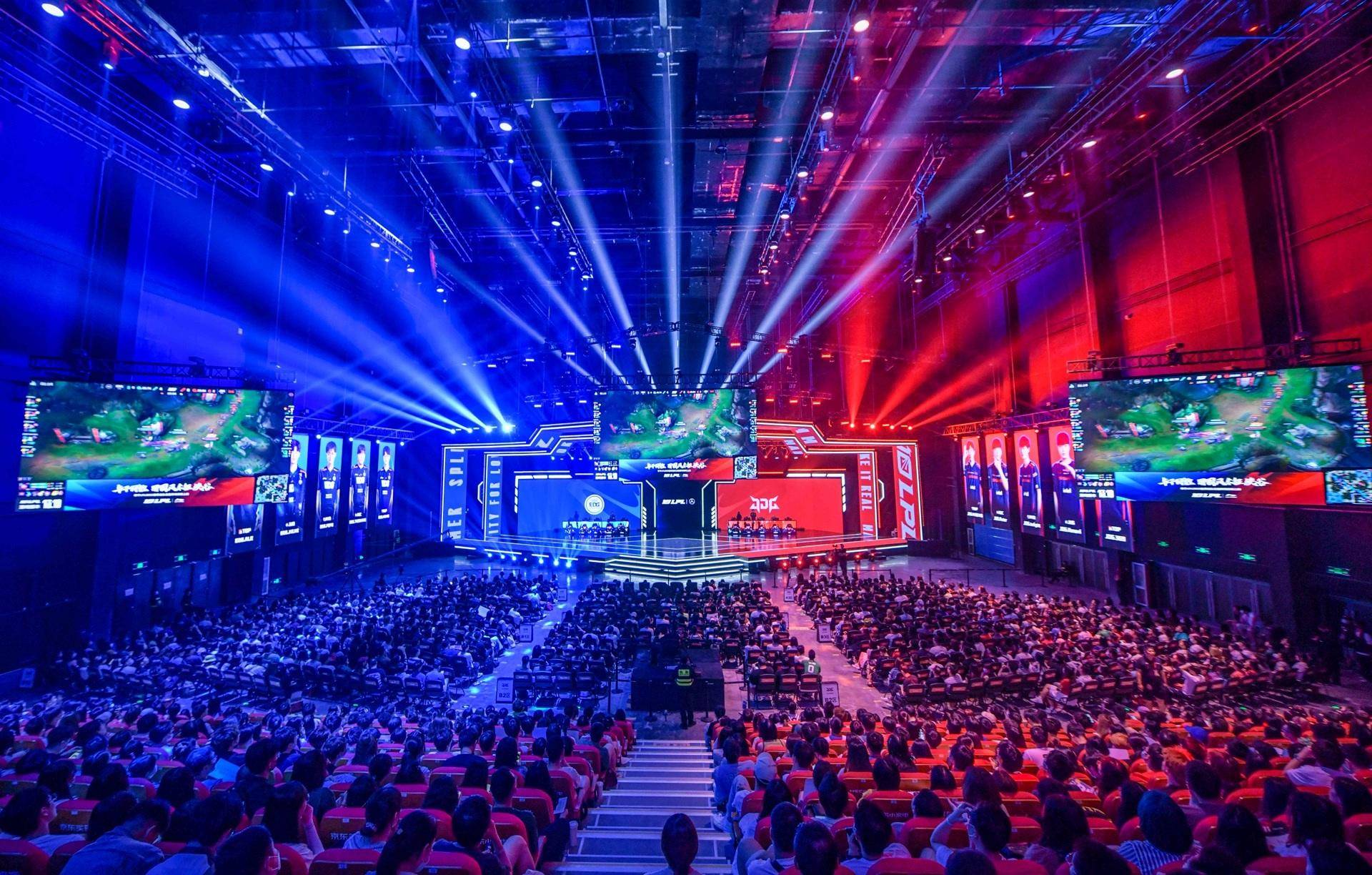 的少年成為 的少年成為