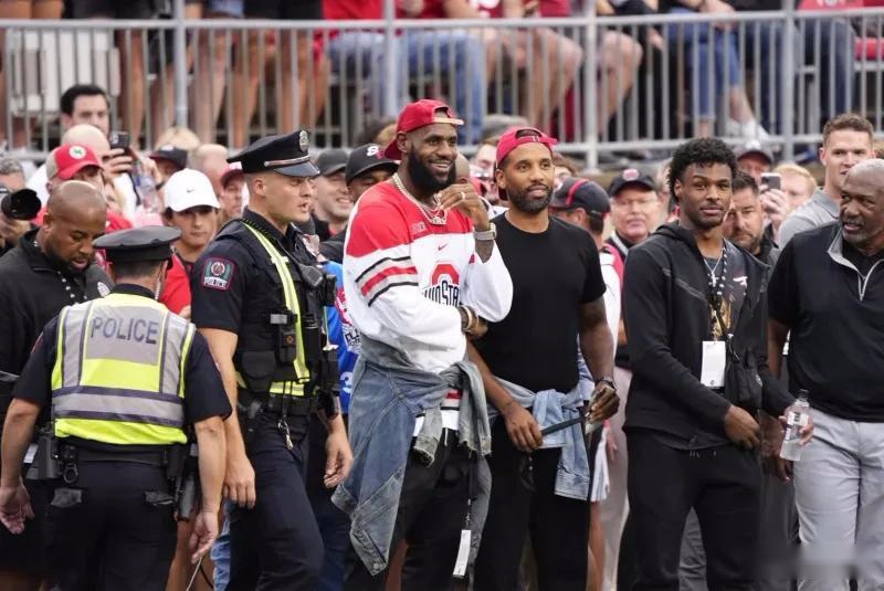 不是无话可 不是无话可